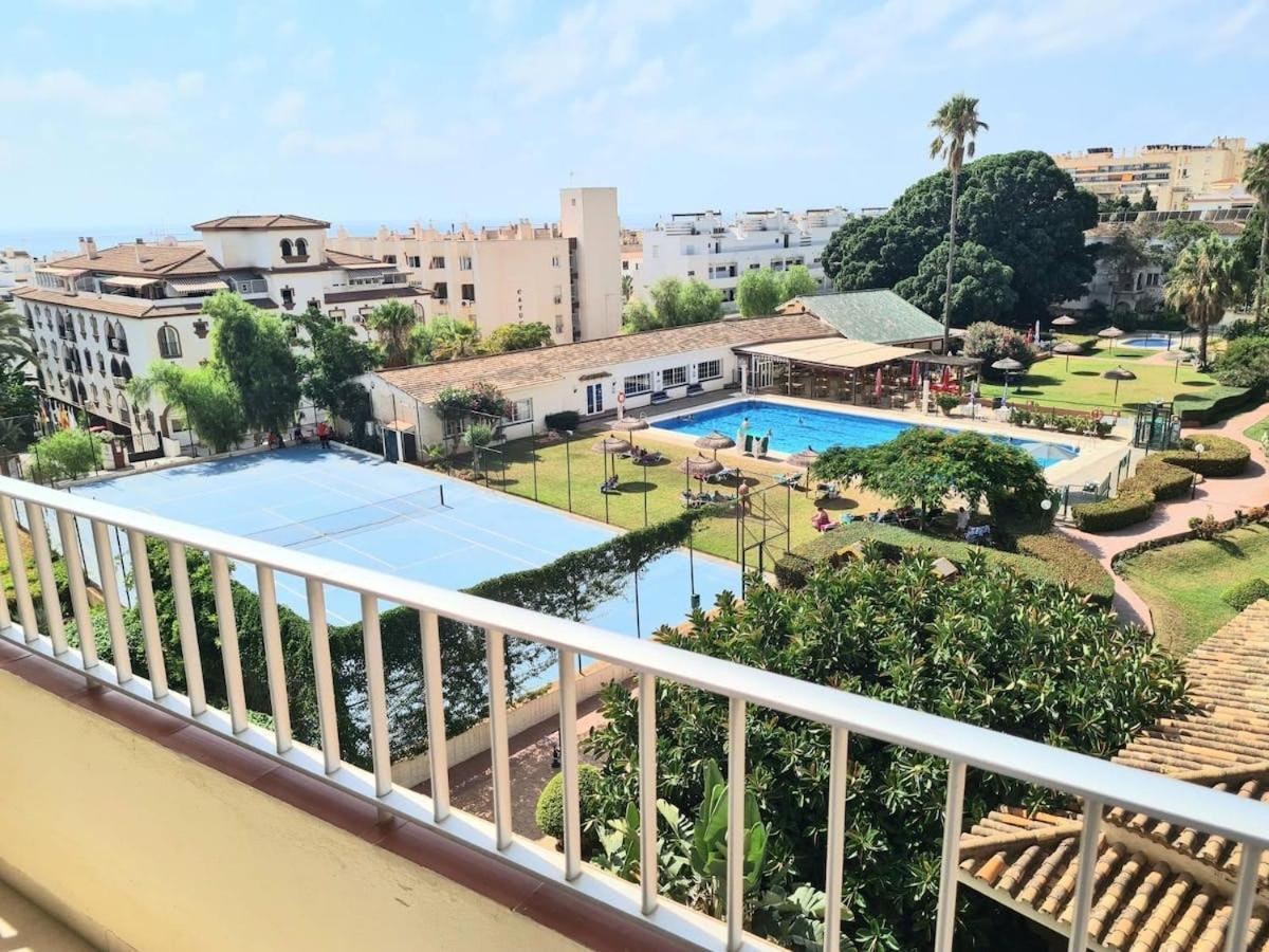 Apartamento Moderno Y Con Estilo En La Carihuela Torremolinos Extérieur photo