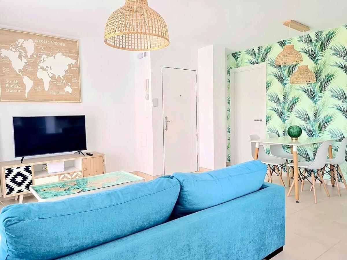 Apartamento Moderno Y Con Estilo En La Carihuela Torremolinos Extérieur photo