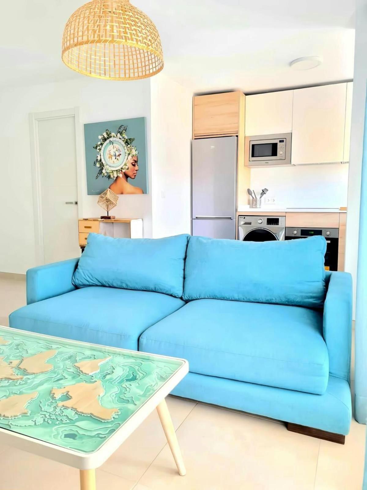 Apartamento Moderno Y Con Estilo En La Carihuela Torremolinos Extérieur photo